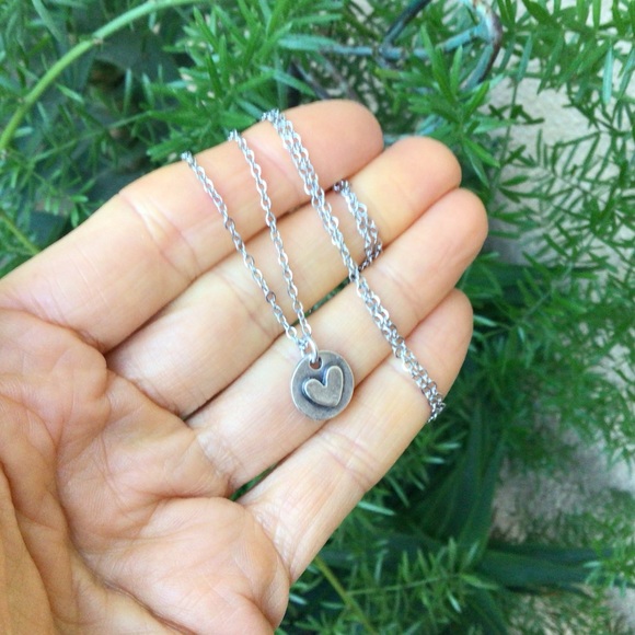 New Sundance Charm Heart Necklace - Picture 6 of 7